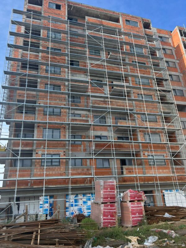 Schelă – Model WERTICAL 500 m²